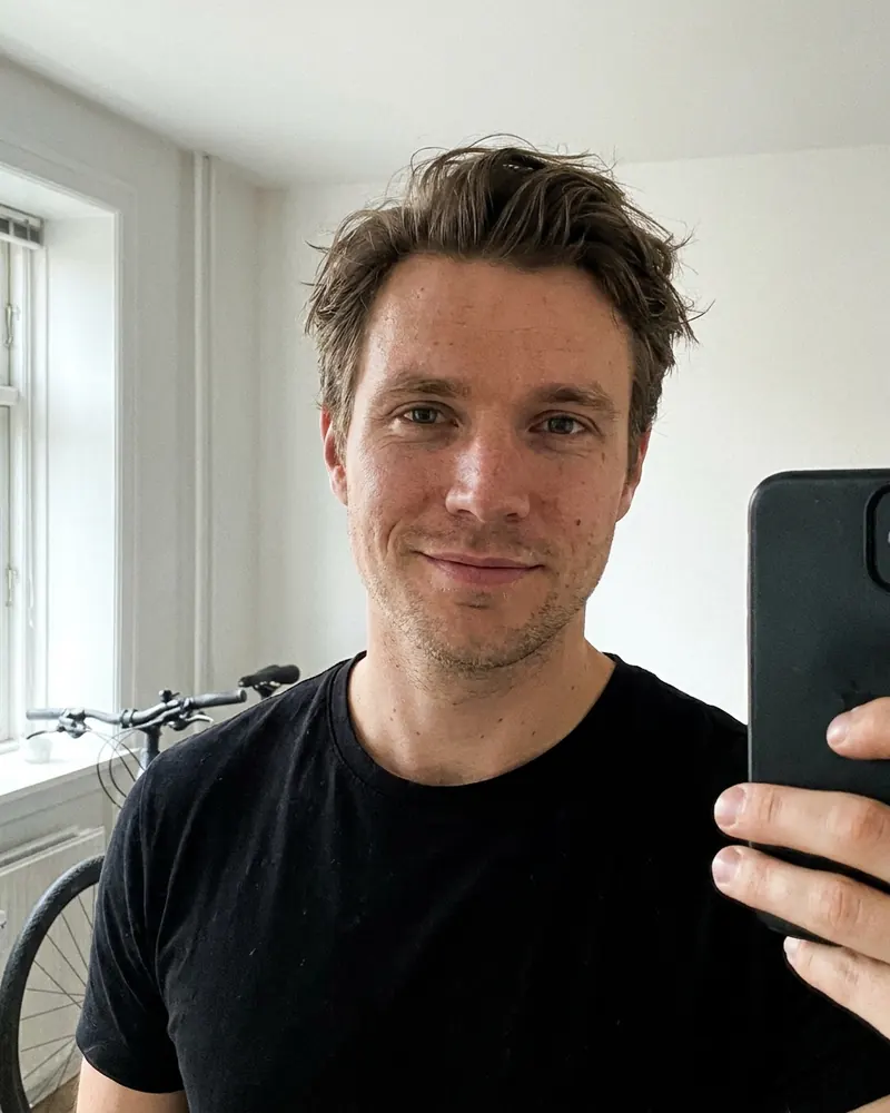 Selfien Mads startede med